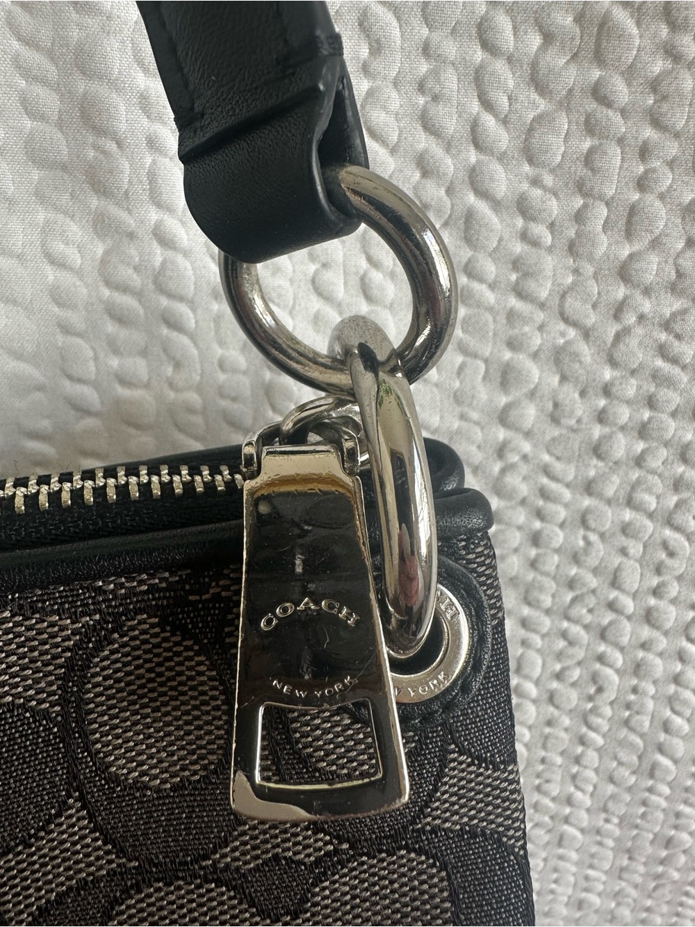 Coach Charley Signature Canvas Shoulder Bag Charcoal Black Small Zip Purse - Picture 3 of 15